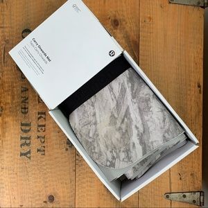 Lululemon Carry Onwards Travel Mat